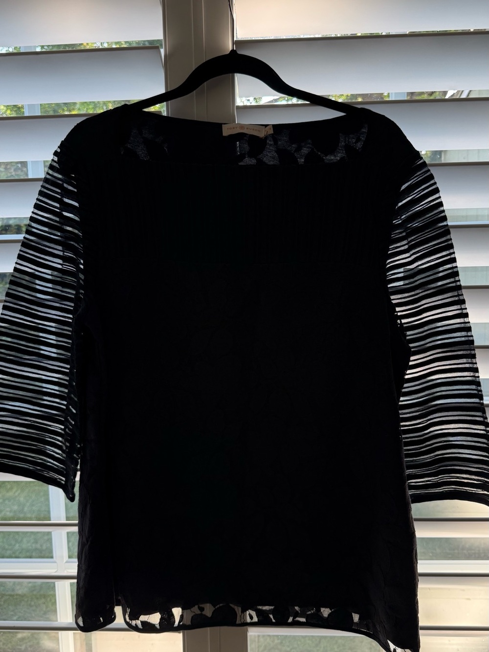 💙Tory Burch navy blue long sleeve XL